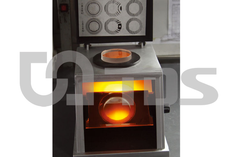 Probador de plano en óptico